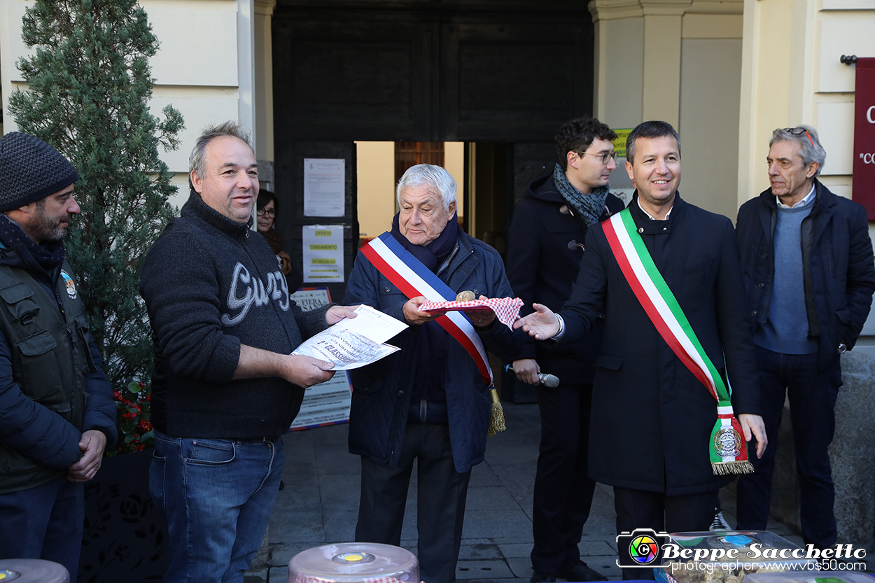 VBS_7123 - Fiera dei Santi - 12.ma Fiera Nazionale del Tartufo.jpg